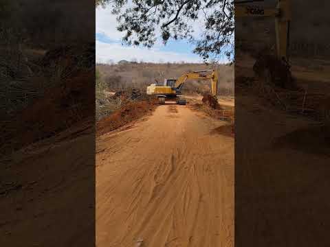 10 de Agosto 2025 continuidade da limpeza da barragem do bonito município de Caetanos Bahia