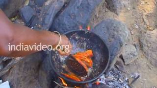Fish fry in Hogenakkal