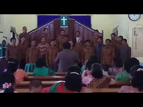 Koor "Nama Yesus Berkumandang" Koor Ama HKBP Lumbanbarat Ress. Paranginan