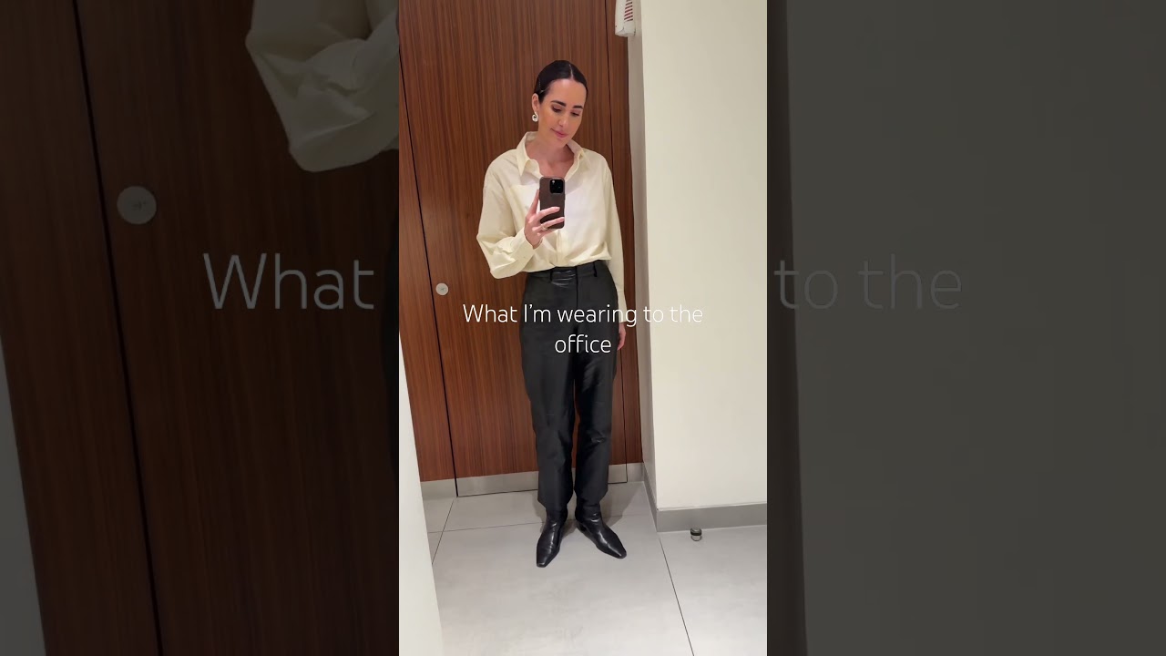 Business chic outfit for a day of meetings