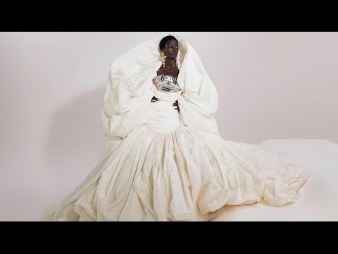 Schiaparelli Haute Couture Fall/Winter 2021/22