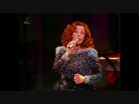 Simone ao Vivo no D Maria II  - Medley Jazz Standards