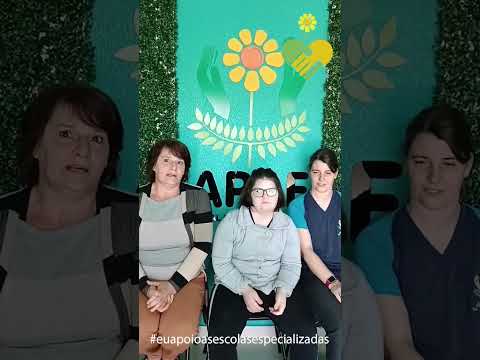 Duas filhas com deficiência estudam na APAE e recebem o melhor possível em atendimento prestado.