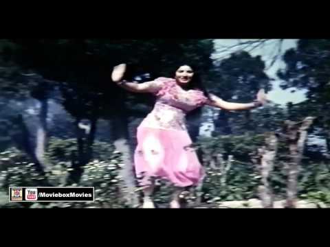 TARPAY VE TARPAY VE BADAN KUWARA - SAIMA - PAKISTANI FILM DAKU CHOR SIPAHI