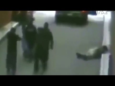 Kretyńska gra w nokaut