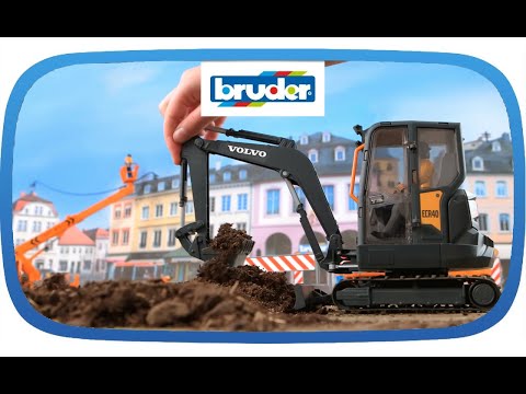 Small but Mighty! The Bruder Volvo ECR40 Compact Excavator in Action | Item no. 02465