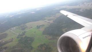 preview picture of video 'Boeing 737-300 taking off from Stockholm-Arlanda'
