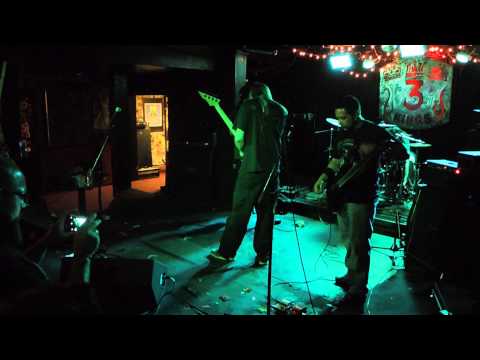 The Xiphoid Process - Full Set @ 3 Kings 8.22.2013