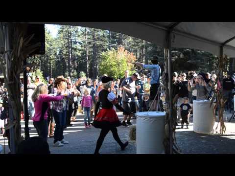 "Das Fliegerlied" - The Gruber Family Band