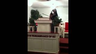 Prophetess Renee Mccullough McCrea: Jesus is the light that shines in me