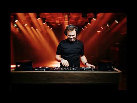 Pete Tong - Essential Selection - Spring 1999 CD1