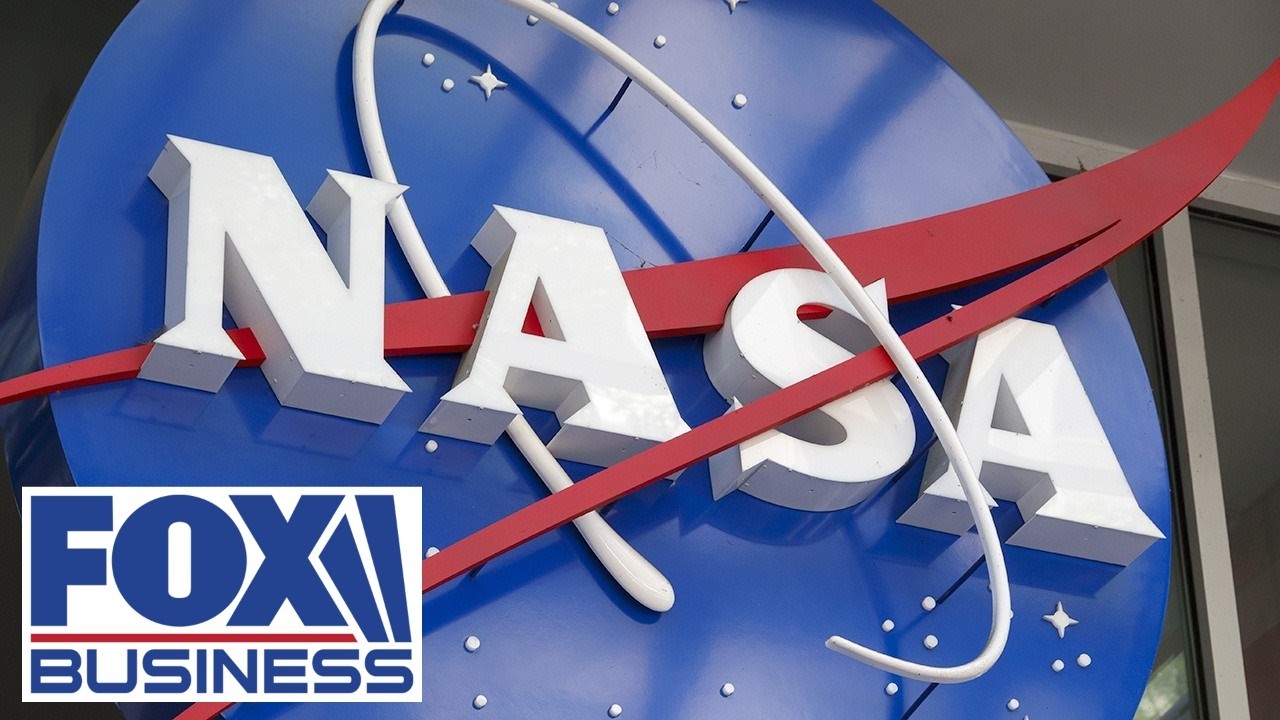 NASA is aiming for 'PERMANENT presence' on the moon, SpaceX board member says