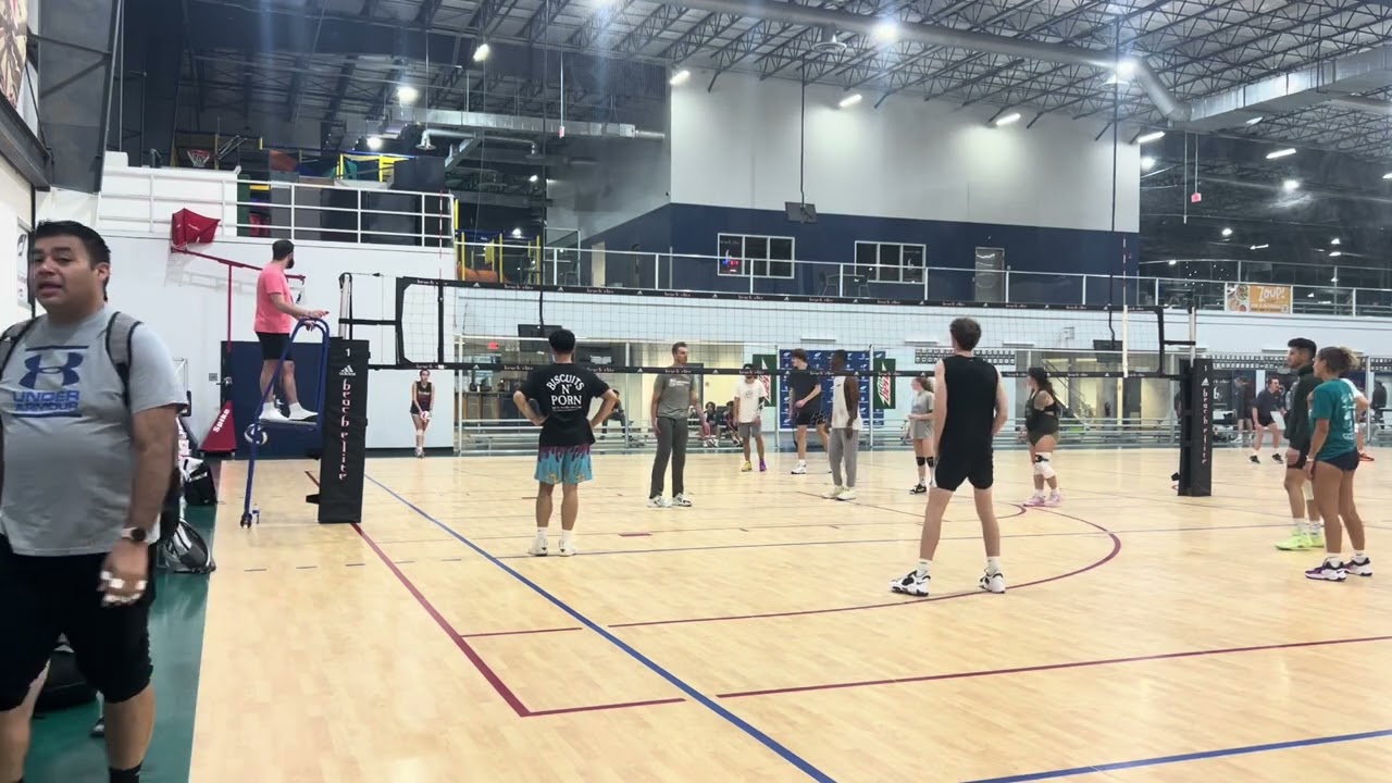 10/23/2023 - AceHoles vs. SpikeTown (Set 3)