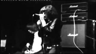 OUT OF TIME - RAMONES