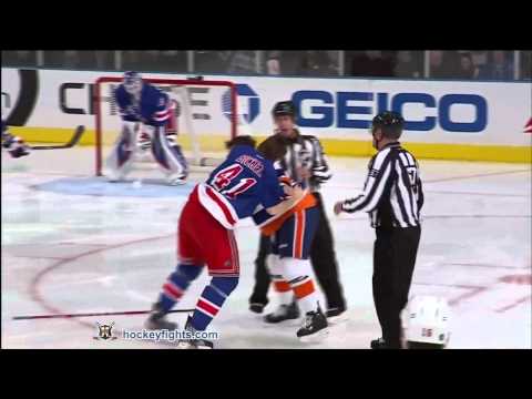 Micheal Haley vs Stu Bickel Dec 26, 2011