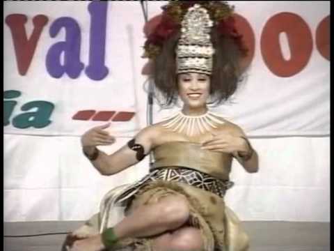 Miss Heilala 2009 - Paea Mataele-Williams (Talent)