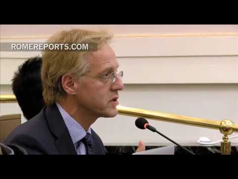 Stephen Hawking habla en el Vaticano sobre el origen del universo