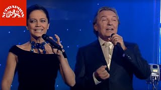 Download lagu Karel Gott & Lucie Bílá - Krása (oficiální video) mp3
