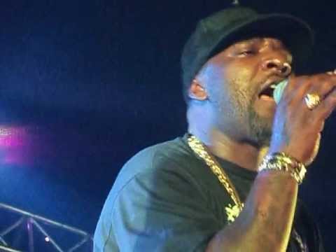 Mr. Catra Quer me rastrear?  Bota um chip na minha ...