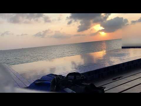 Grand Park Kodhiparru, Maldives - Breath Taking Sunset Timelapse