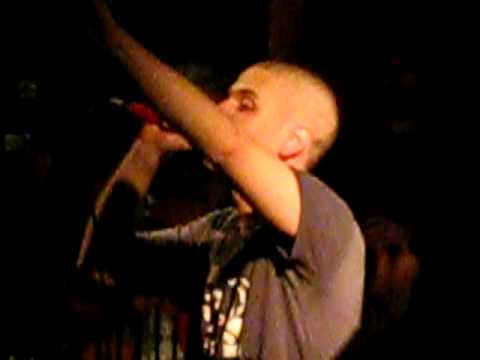 One Mic al Palazzo Granaio 17.10.09 Rayden feat Ensi e Raige - Timeline (In ogni dove)