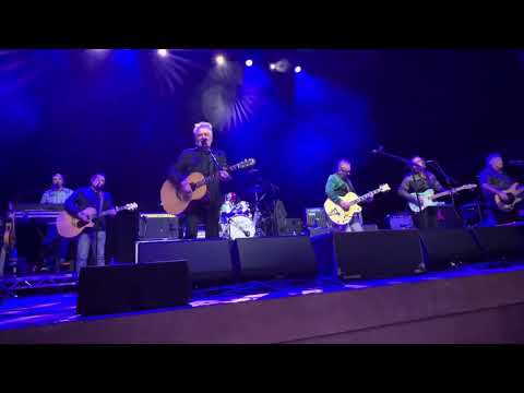 Saw Doctors - Share the Darkness. Wolverhampton Civic Hall 15.11.24