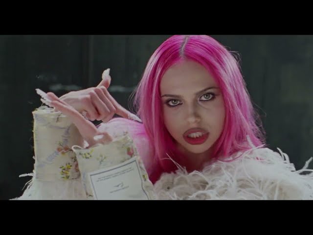 Adela aus Slowakei mit 'Kgb' (jetzt ansehen!) | Dance!