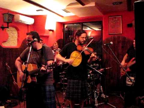 Atholl Highlander  - the Drunk Butchers @ Wooden Pub, Atri (TE) - feb'10