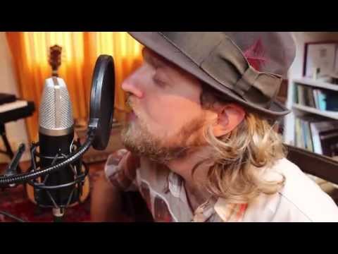 Famous October covers Trummer "Jung & Dumm"