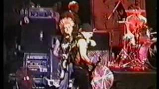 RANCID 4 27 2002 She&#39;s Automatic