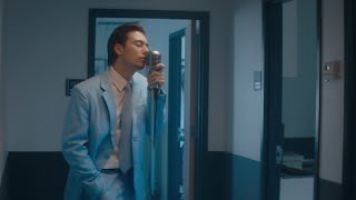 Grayscale revela clipe para Baby Blue