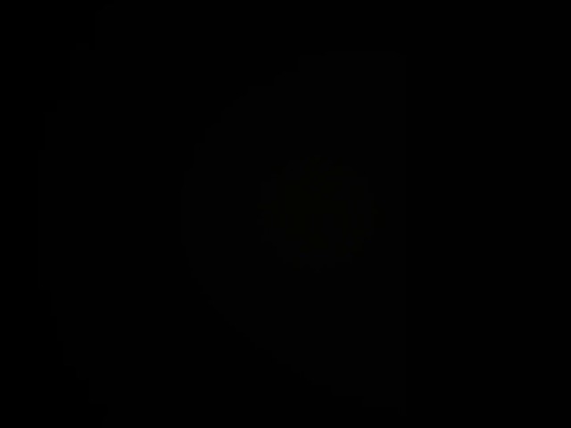 خاتم فضة مزين بالزركون البراق