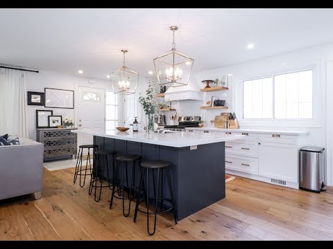 download lagu mp3 mp4 White Kitchen With Blue Island, download lagu White Kitchen With Blue Island gratis, unduh video klip White Kitchen With Blue Island