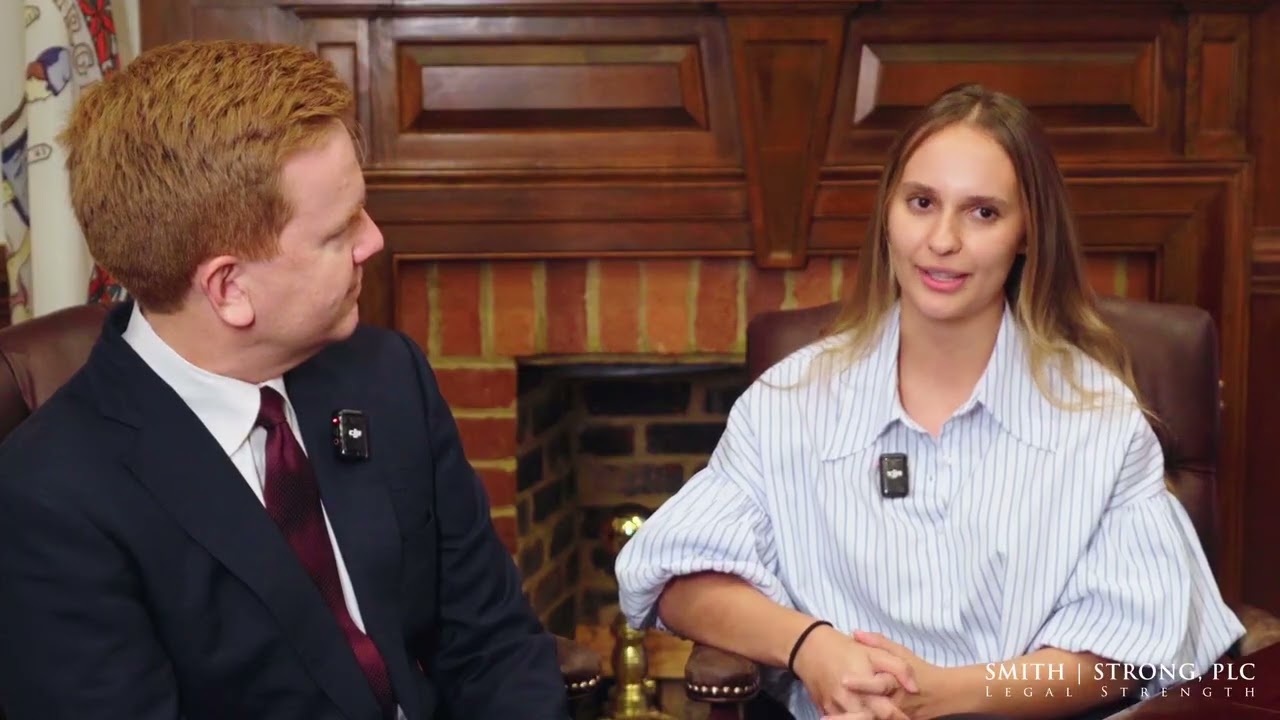 Introducing Colombian Attorney Laura Angel, now serving as a Senior Paralegal at Smith Strong, PLC.