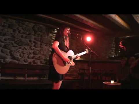 Christine Zufferey : Beads of morning dew (acoustique)