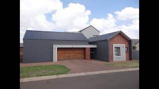 Family Home in Midstream Ridge