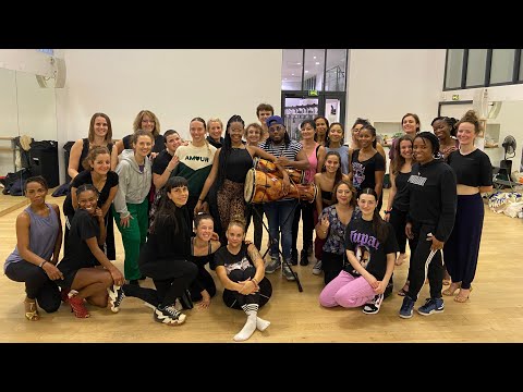 Lady Style- Timba Cubana 🇨🇺en París 🇫🇷@issacdelgado2558  Salsa, Timba y Amor