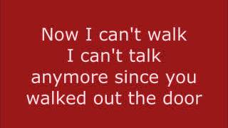 Not Falling Apart - Maroon 5 (lyrics)