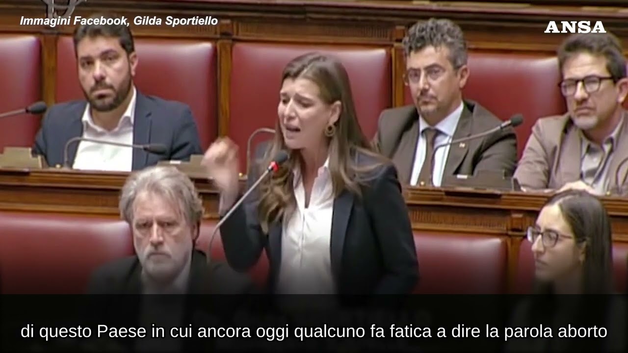 Sportiello alla Camera: 'Oggi sono madre, ma 14 anni fa scelsi di abortire'