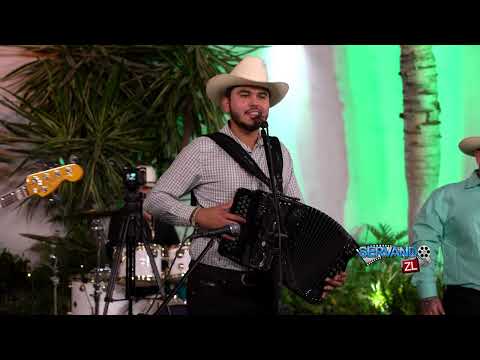 Grupo Arriesgado - La Misma Linea (En Vivo 2023)