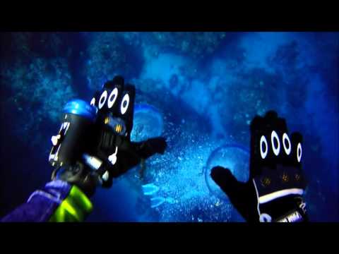 UP Bahamas Shroud and Pillar Wall