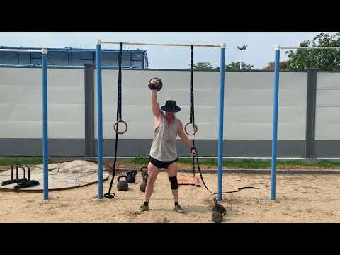 32kg Kettlebell Snatch x 20