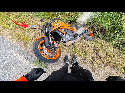 Bike Broke Into Pieces - Crazy and Unexpected Motorcycle Moments - Ep. 449