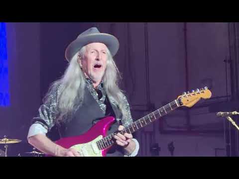 THE DOOBIE BROTHERS - Jesus Is Just Alright (The Art Reynolds Singers cover) - Live PNC