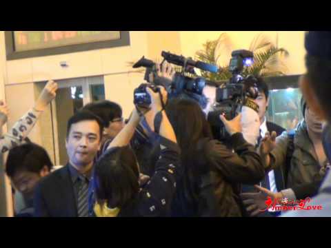 111126 f(x) 高雄小港機場接機