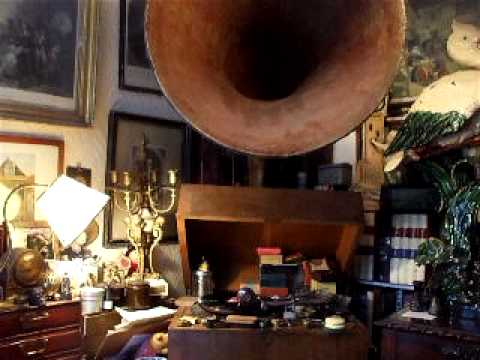 "Gondellied" From Eine Nacht in Venedig (Strauss) sung by Max Kuttner