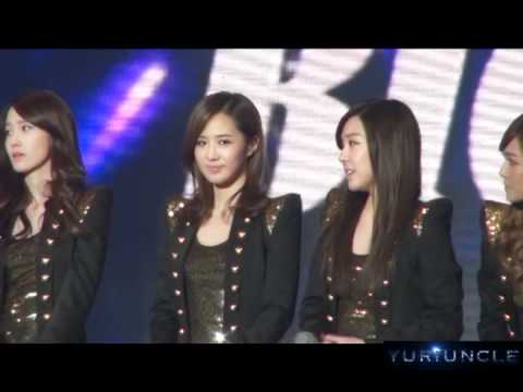 111017KBSjoy big concert -SNSD Yuri fancam (full ver.).avi