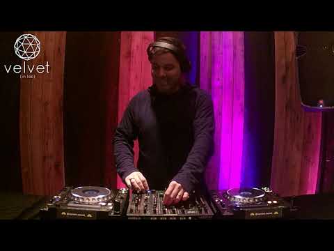 Klobouk dj set velvet in lab