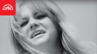 Videoklip: Eva Pilarová - Swing, to mě baví s textom piesne Videoklip Eva Pilarová - Swing, to mě baví s textom piesne