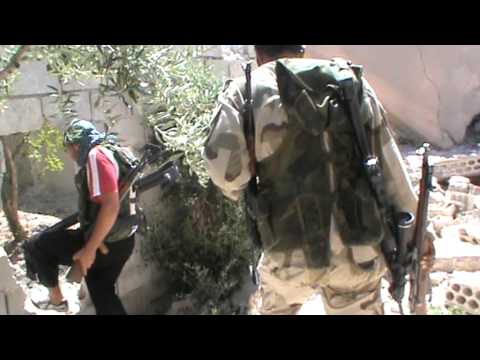 تقدم عناصر كتيبة معاوية بن أبي سفيان لدك اللواء 93 في عين عيسى في ريف الرقة